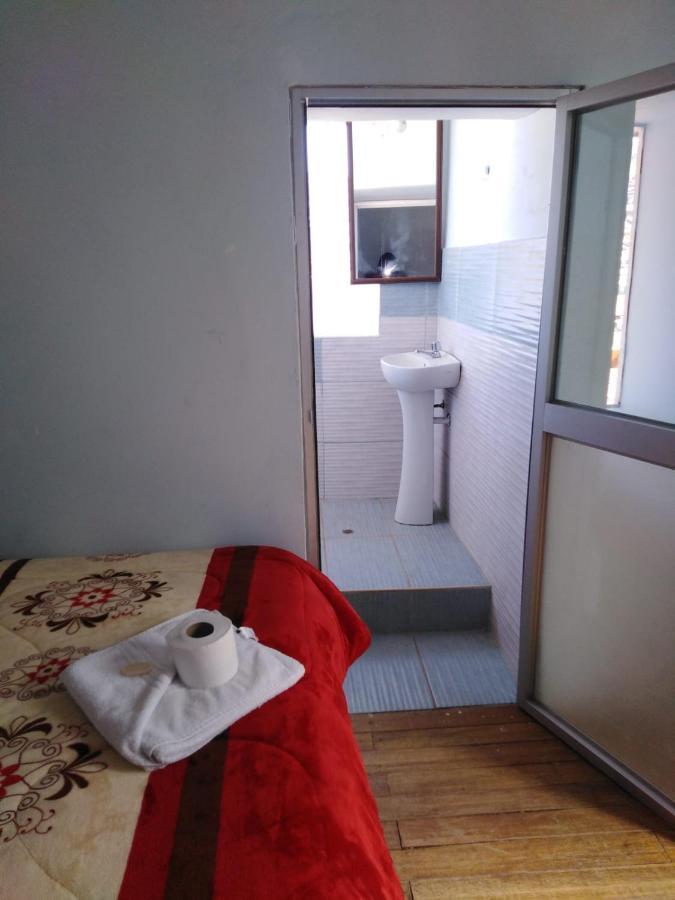 Hostel Kusiy Qosqo クスコ エクステリア 写真