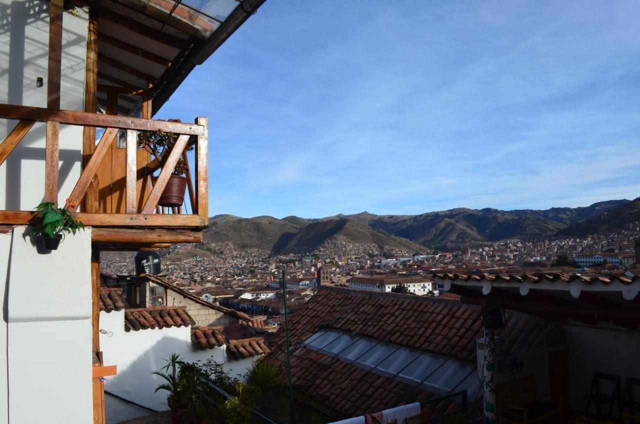 Hostel Kusiy Qosqo クスコ エクステリア 写真