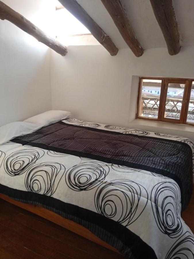 Hostel Kusiy Qosqo クスコ エクステリア 写真