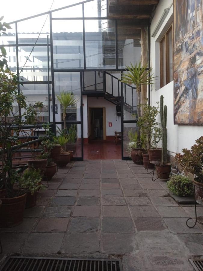 Hostel Kusiy Qosqo クスコ エクステリア 写真
