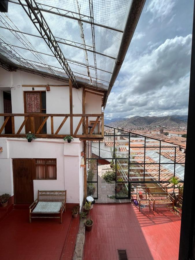 Hostel Kusiy Qosqo クスコ エクステリア 写真