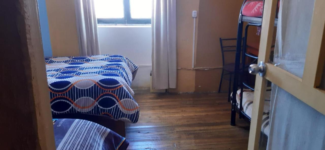 Hostel Kusiy Qosqo クスコ エクステリア 写真