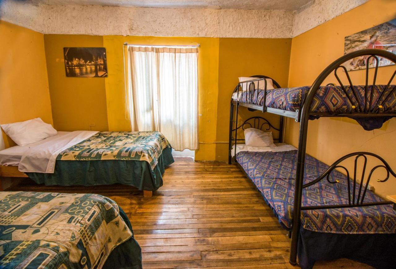 Hostel Kusiy Qosqo クスコ エクステリア 写真