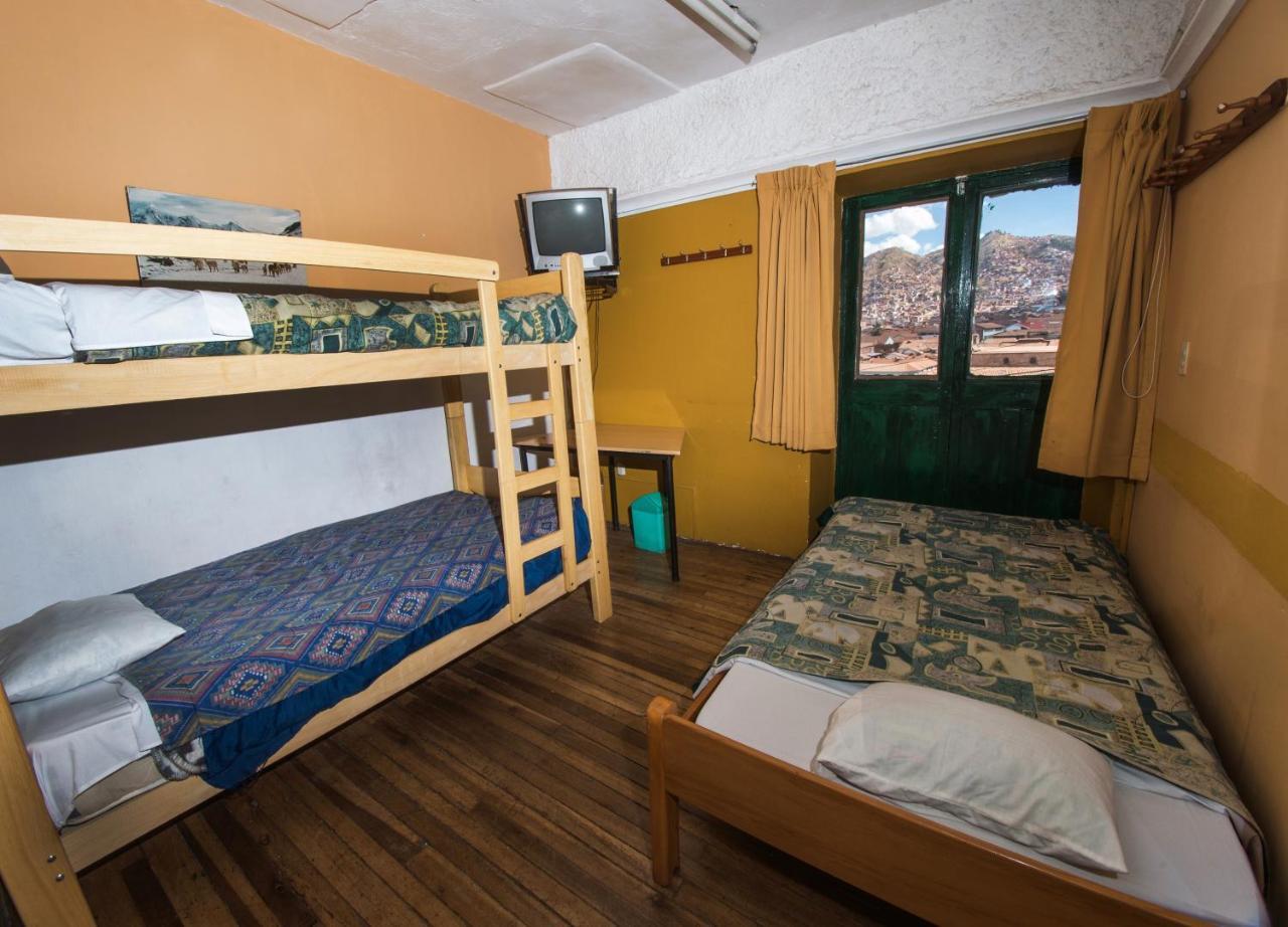 Hostel Kusiy Qosqo クスコ エクステリア 写真